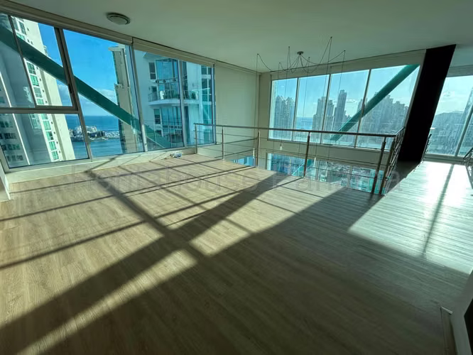 Venta de Apartamento en Punta Pacifica Ph Loft Four 41 Mts2: 177.83 PD