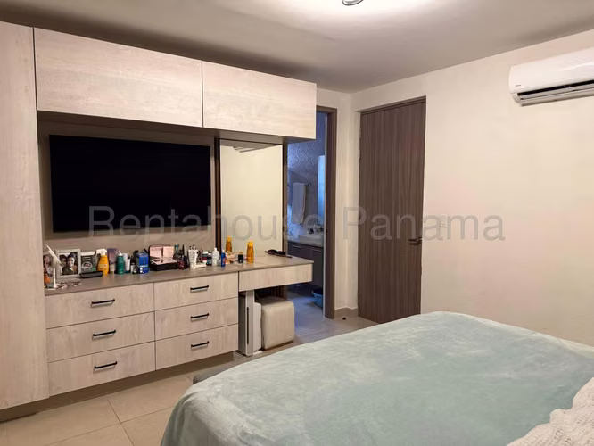 Venta de Casa Exclusiva en PH Bosques del Pacífico, Panamá Pacífico 26-3856GG