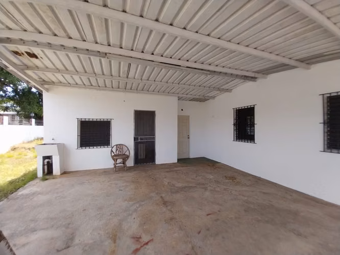 Alquiler de Casa en PH Arboledas de Caceres