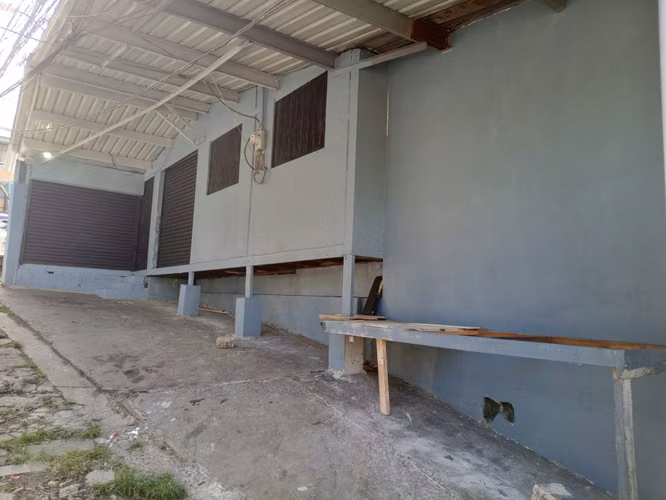 Bodega/Local operativo con acceso vehicular-Pueblo Nuevo