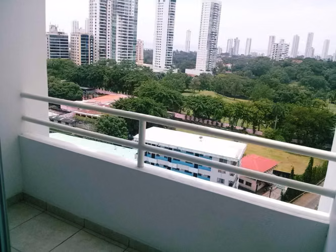 Se alquila CUPO en habitación COMPARTIDA para DAMAS Que trabajen