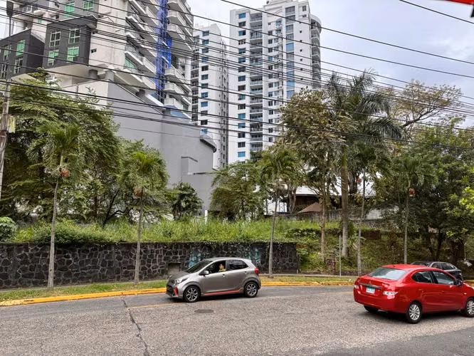 Se vende terreno en El Cangrejo