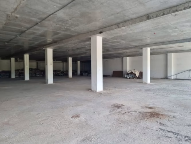 Commercial premises for rent in Costa Sur Shopping Centre, 1,110m2