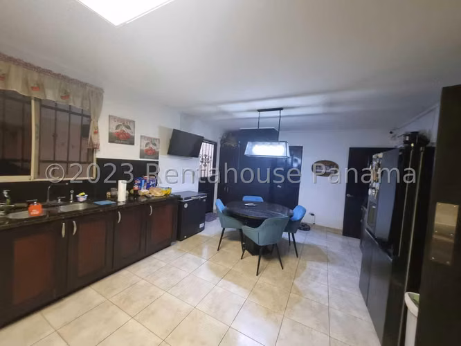 Vendo Casa Exclusiva en PH Paseo Dorado, Condado del Rey 24-227GG - Imagen 12