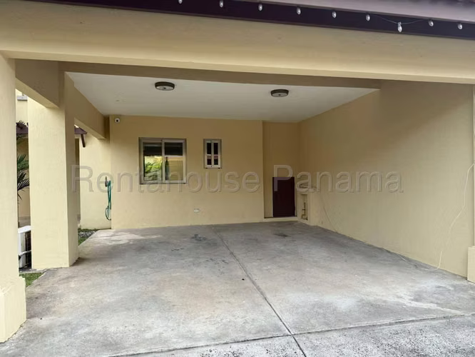 Vendo Hermosa Casa Dúplex en PH Woodlands, Panamá Pacífico 26-3468GG