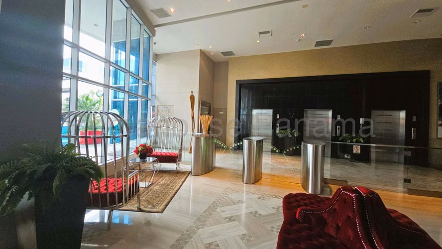 OFICINA EN VENTA EN COSTA DEL ESTE. PLAZA REAL