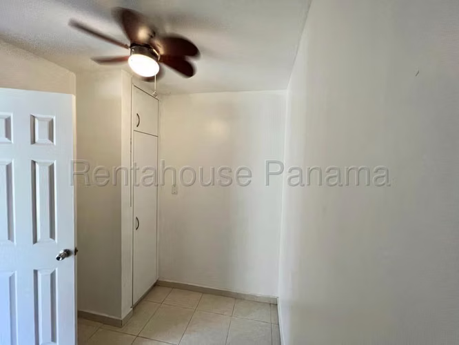 CASA EN VENTA EN VILLA LUCRE. VILLA DE LAS AZORES