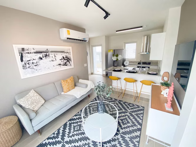 VENTA DE TOWNHOME EN LA PLAYA CON FINANCIAMIENTO INTERNO