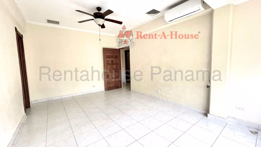 CASA EN VENTA EN ALBROOK