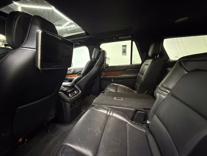 Lincoln Navigator L