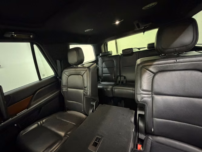 Lincoln Navigator L