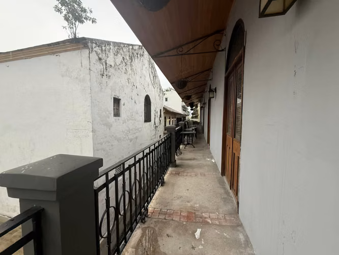 Alquiler de local comercial en casco viejo