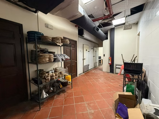 Alquiler de local comercial en casco viejo