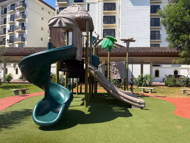 Embassy Village Clayton | Amplio 190m² | 3 rec + den | Vida familiar - Imagen 19
