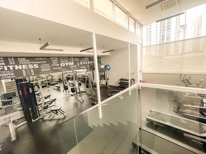 APARTAMENTO DE LUJO EN VENTA — COCO DEL MAR (IP)