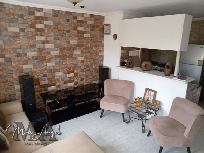 VENTA DE CASA EN SAN ANTONIO - 270M2 DE TERRENO