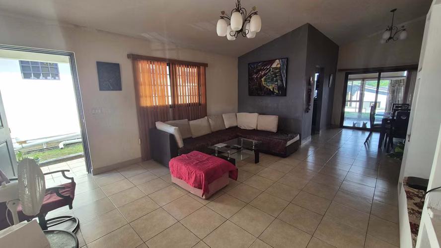 ALQUILER DE CASA EN PH SUNSET HILLS COSTA VERDE