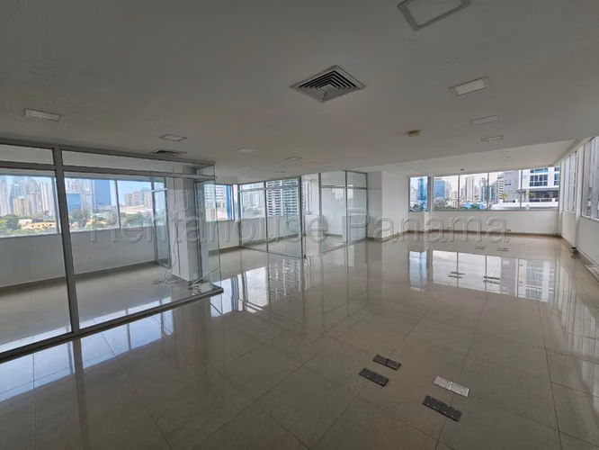 EDIFICIO EN VENTA EN CALLE 50