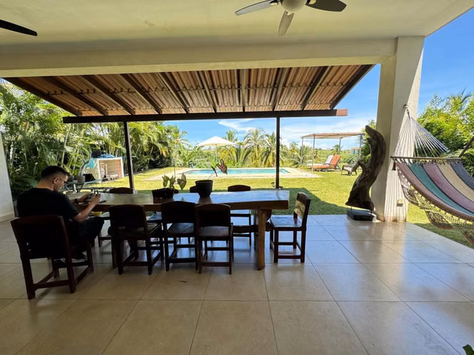 Venta de Casa en Vista Mar con Piscina Privada y Vista al Golf