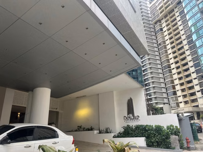 Banco vende apartamento en P.H. Deluxe Residences, San Francisco (tb) - Imagen 2