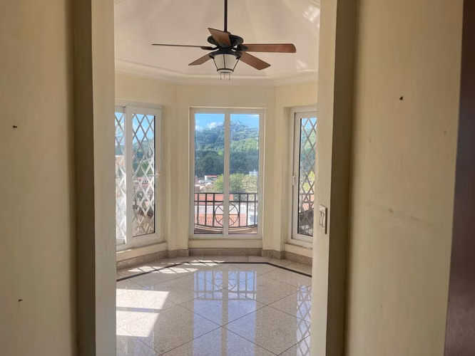 Banco Vende Casa de Lujo en Betania, Dos Mares (tb) - Imagen 10