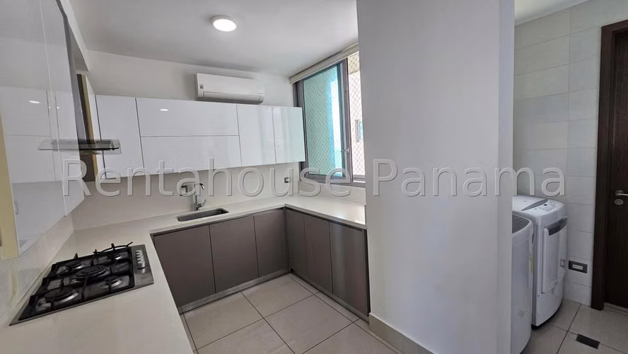 Apartamento en Venta en Costa del Este - PH BALI - 2 Parking y DEPÓSITO GRANDE