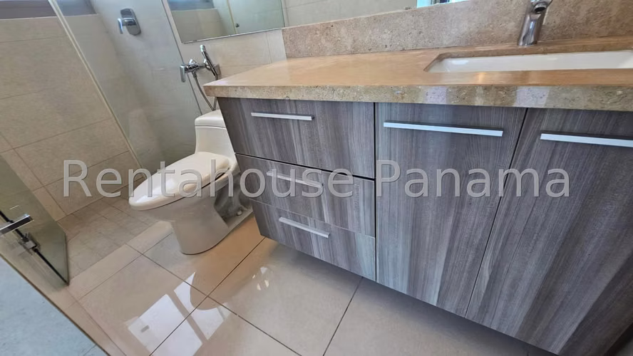 Apartamento en Venta en Costa del Este - PH BALI - 2 Parking y DEPÓSITO GRANDE