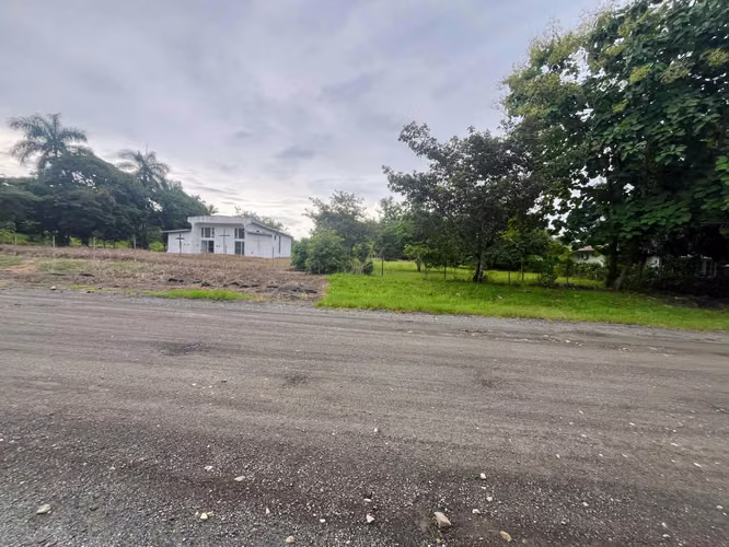 OPORTUNIDAD DE INVERSIÓN – PLAYA SANTA CLARA, ANTÓN