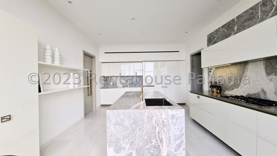 Venta de Apartamento en Santa Maria Ph La Maison By Fendi Mts2: 394.67 PD