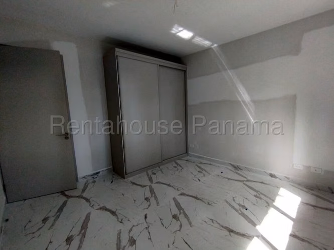 Venta de Casa en Albrook Mts2: 266.34 PD