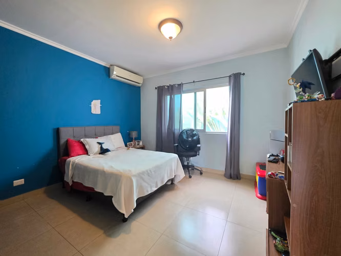 VENTA DE CASA PH DORADO VILLAGE ¡GANGA!