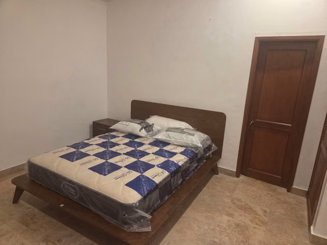 CASCO ANTIGUO APARTAMENTO EN ALQUILER - Imagen 4