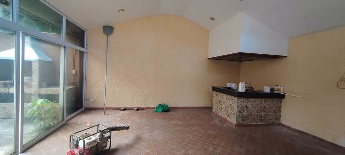 VENDO CASA EN CONDADO DEL REY POR DEBAJO DEL AVALUO - Imagen 18