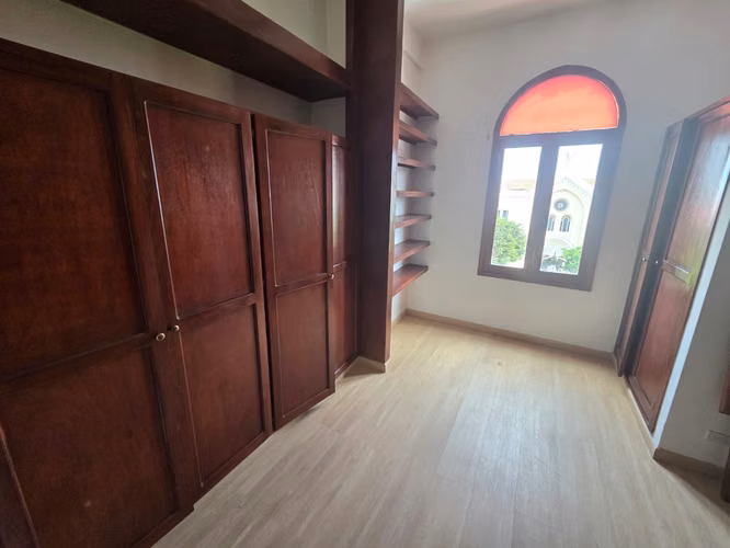 CASCO ANTIGUO APARTAMENTO EN VENTA - Imagen 3