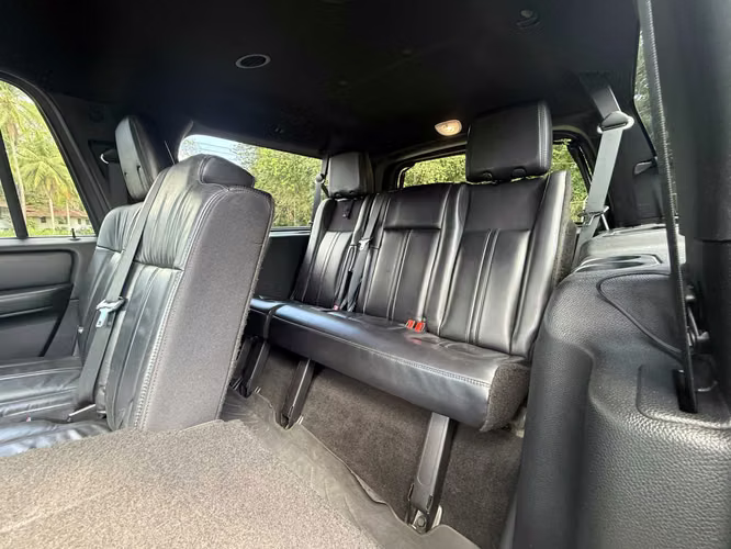 Lincoln Navigator L