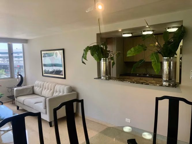 Apartamento Amoblado en Marbella frente al Parque ID 25498
