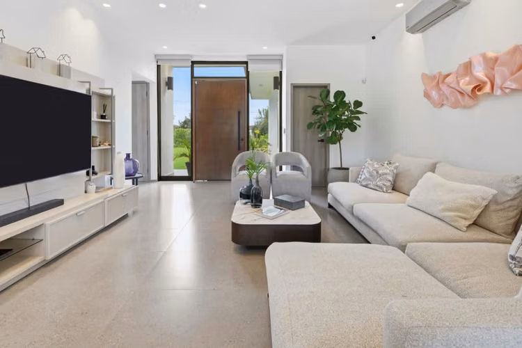 Casa de Playa en Venta - Justo al lado de Buenaventura  ID 25501