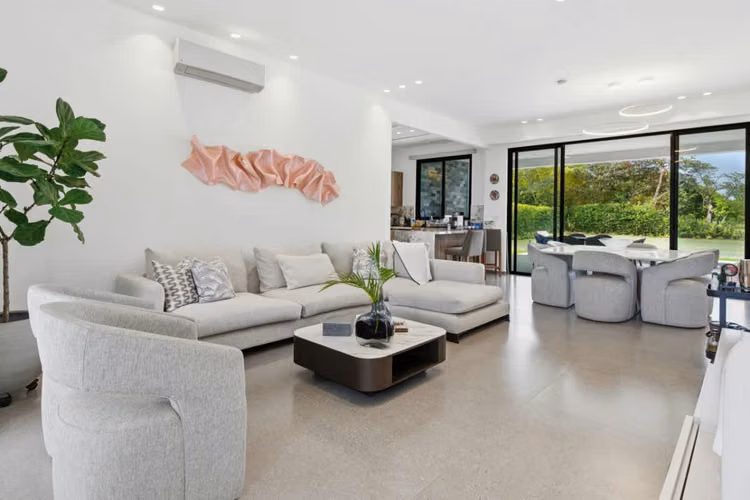 Casa de Playa en Venta - Justo al lado de Buenaventura  ID 25501