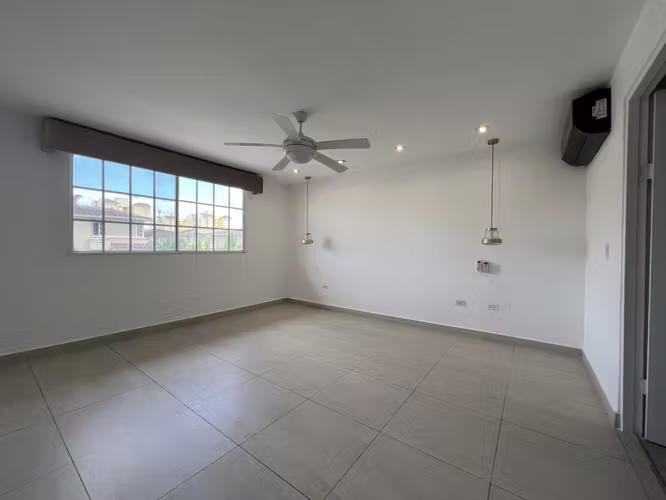 CASA EN VENTA | DORADO LAKES