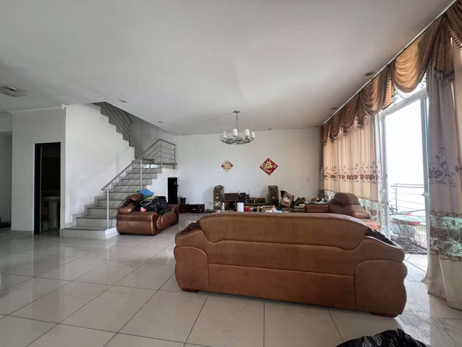 INCREÍBLE APARTAMENTO DE 2 PISOS – PH HIGHLAND VIEW - Imagen 3