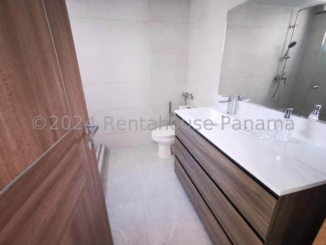 APARTAMENTO EN VENTA EN BELLA VISTA. PRESTIGE