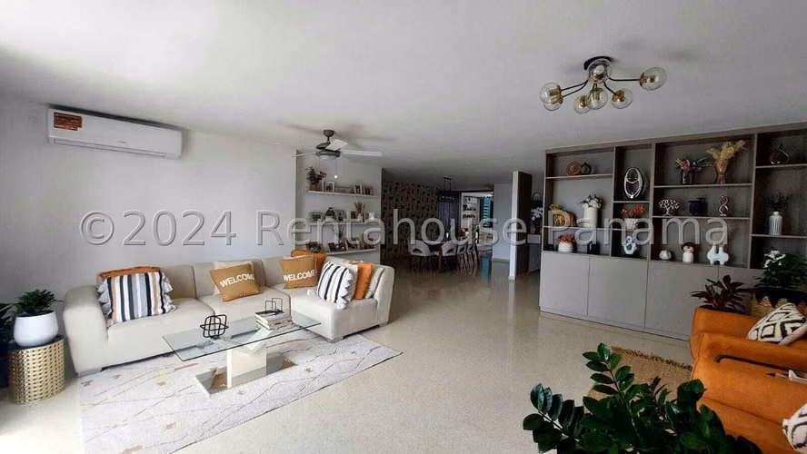Apartamento Amoblado en Venta en Marbella 26JL-4527