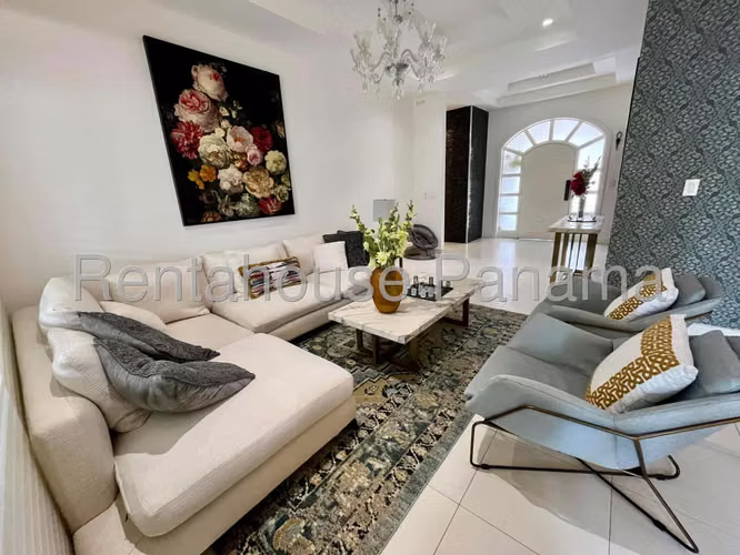 CASA EN VENTA EN COSTA SUR. SUNSET COAST