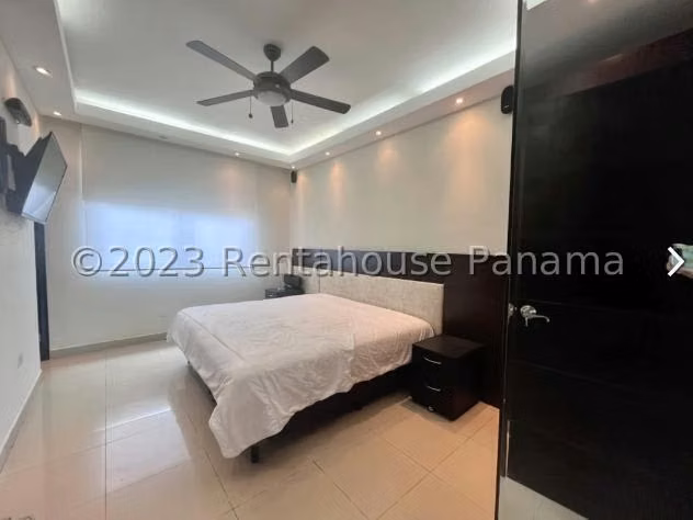 Venta de Apartamento en Obarrio Ph Galeria Uno  Mts2: 134.80 PD