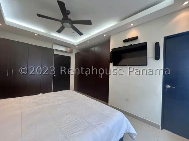 Venta de Apartamento en Obarrio Ph Galeria Uno  Mts2: 134.80 PD