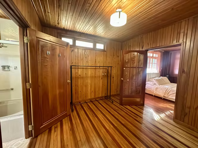 SE ALQUILA CASA AMOBLADA EN EXCLUSIVA ÁREA DE BAMBITO