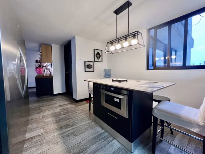 En Alquiler -  Apartamento de lujo con terraza - La Cresta - Imagen 10