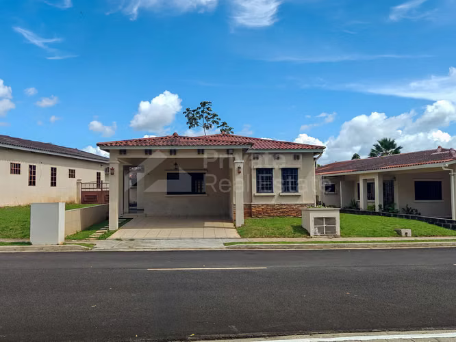 Venta Casa Summer Hill Costa verde