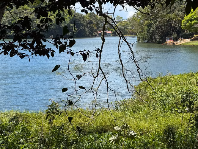 23 Hectáreas de Naturaleza y Vistas Únicas Paraíso Privado en Cerro Azul
