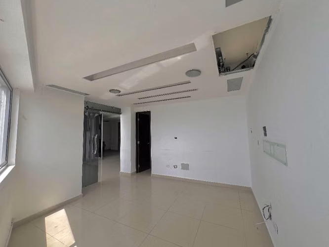 En Venta Penthouse Marine Terrace - Imagen 6